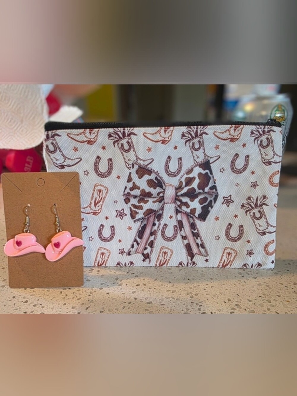 Western Style Pouch With Pink Cowboy Hat Heart Dangle Earrings
